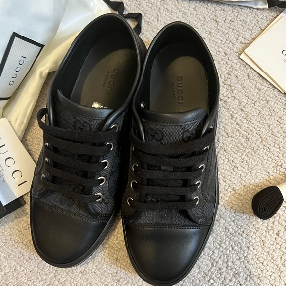 Auth* Gucci sneakers Fits Size6 - Picture 10 of 16